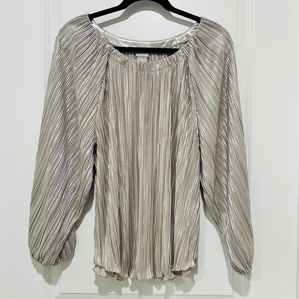 Chico's Women's Shimmery Crinkle Tee Sz. 3 (US XL/16) Metallic